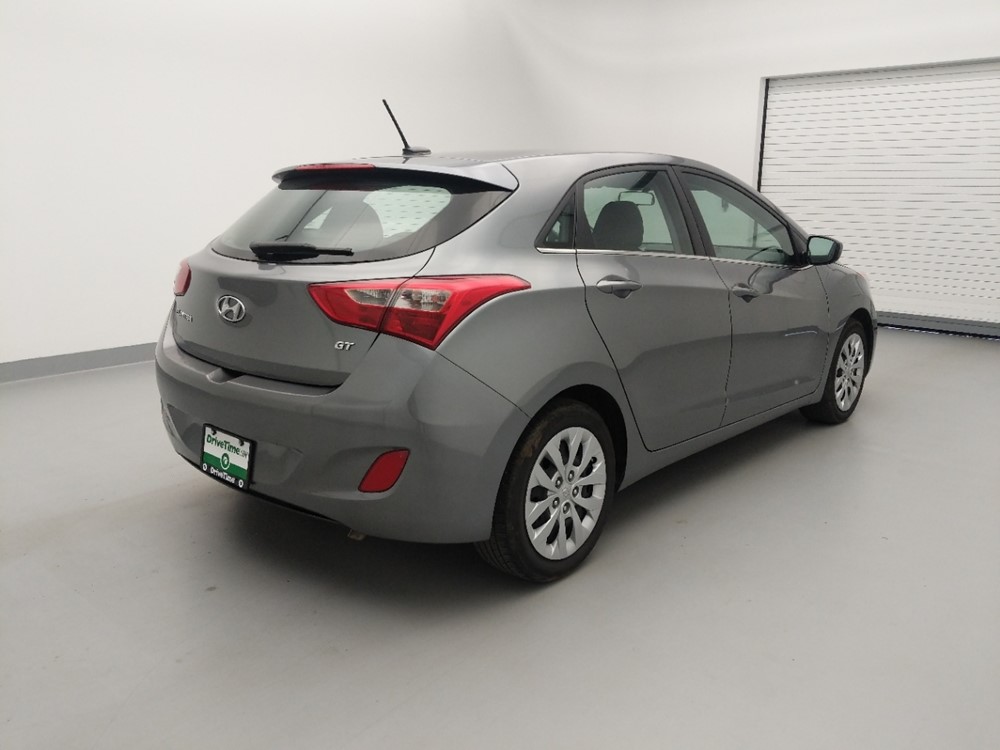 2017 Hyundai Elantra - Passenger Rear Bumper