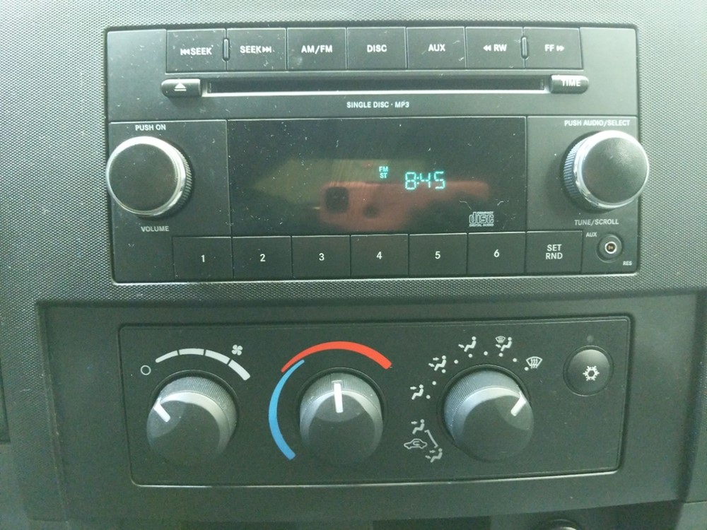 2011 Dodge Dakota - Stereo Package
