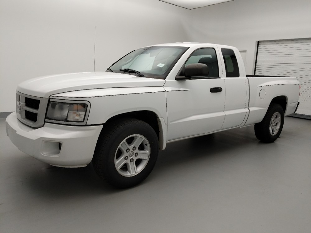 2011 Dodge Dakota - Driver Front Side