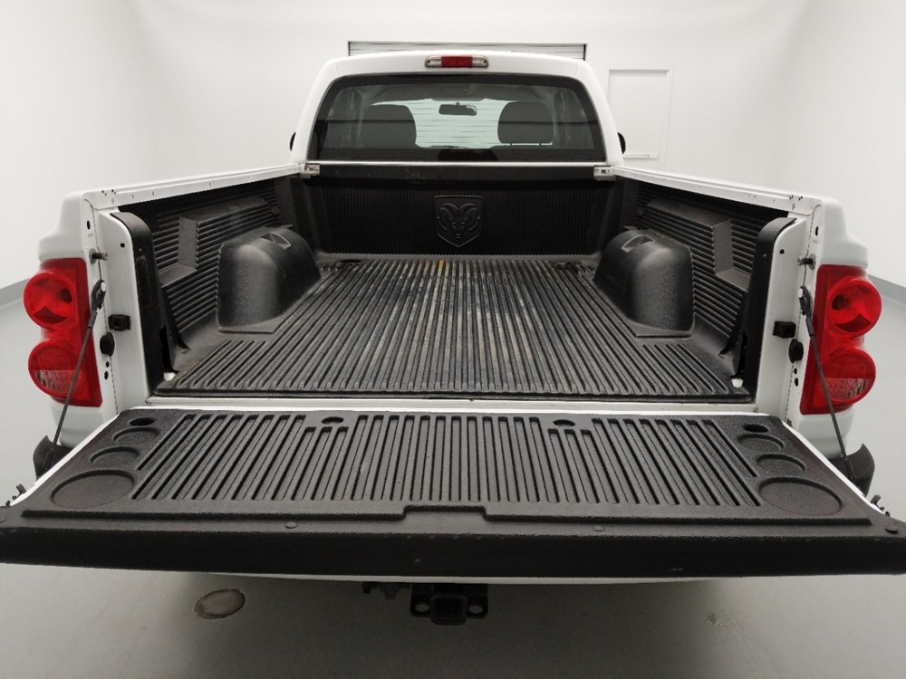 2011 Dodge Dakota - Trunk