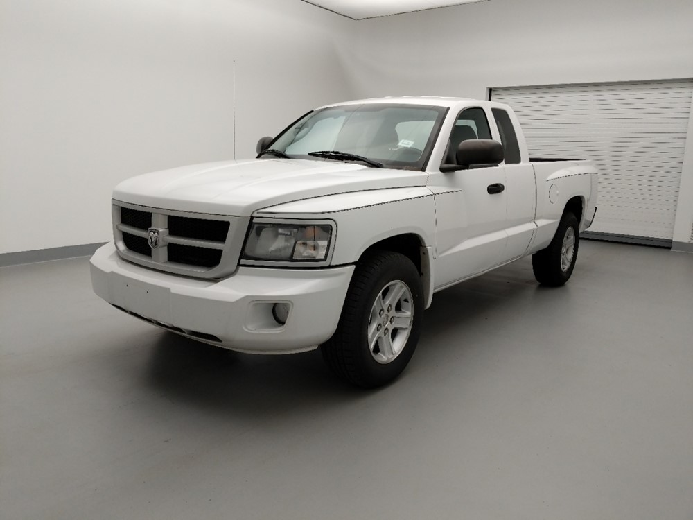 2011 Dodge Dakota - Driver Front Bumper