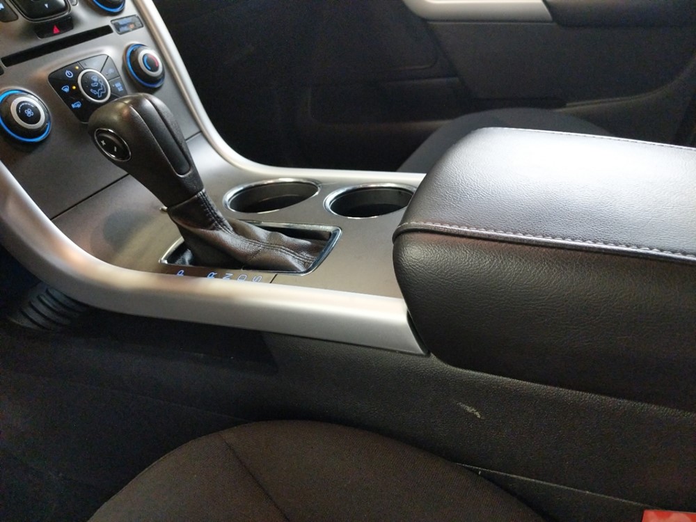 2014 Ford Edge - Center Console/Cup Holders