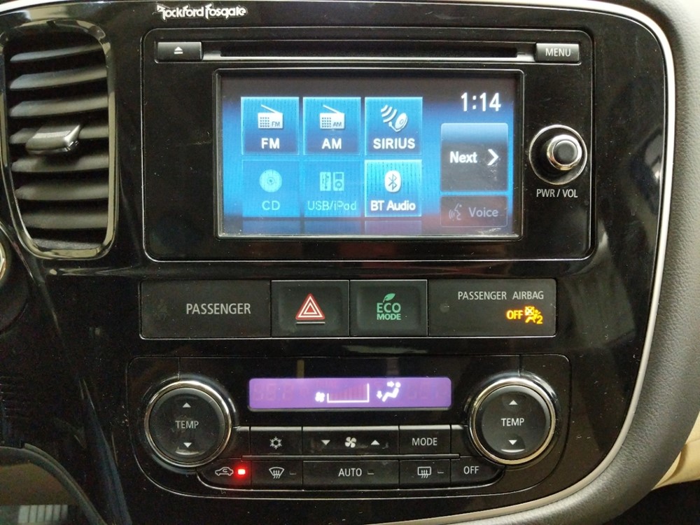 2015 Mitsubishi Outlander - Stereo Package