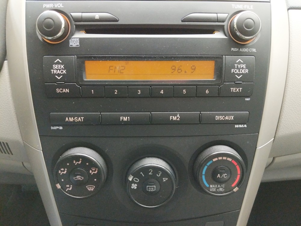 2013 Toyota Corolla - Stereo Package