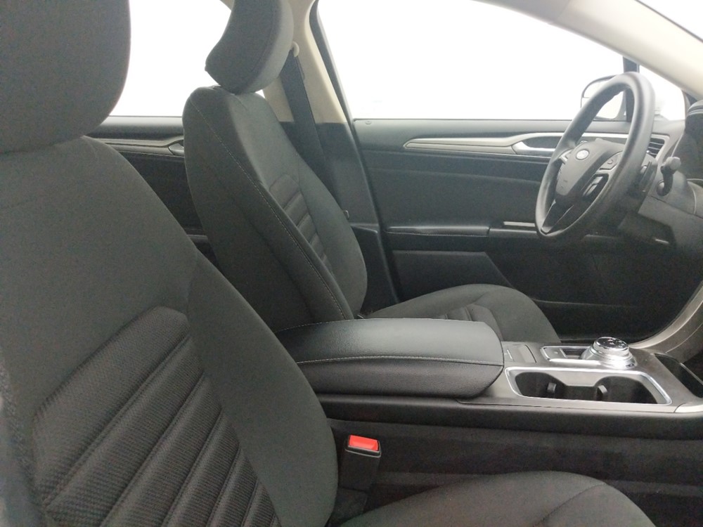 2017 Ford Fusion - Passenger Front Seat