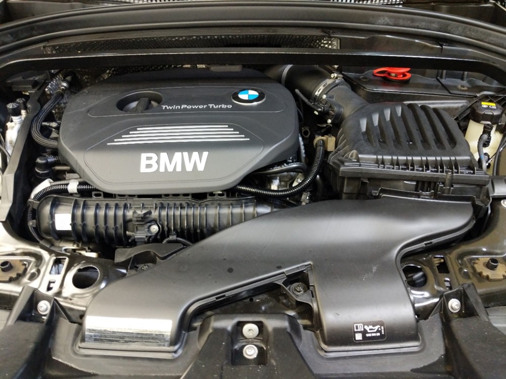 2016 BMW X1 - Engine