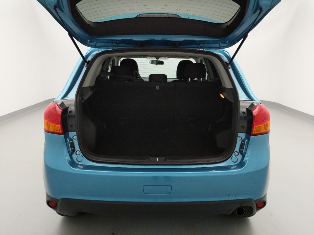 2014 Mitsubishi Outlander - Trunk