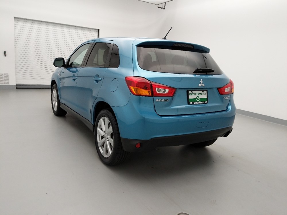 2014 Mitsubishi Outlander - Driver Rear Bumper