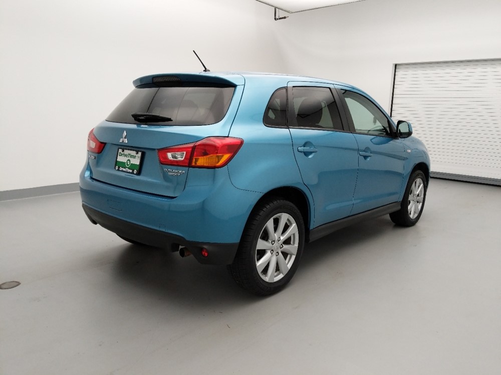 2014 Mitsubishi Outlander - Passenger Rear Bumper