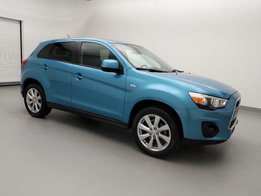 2014 Mitsubishi Outlander - Passenger Front Side