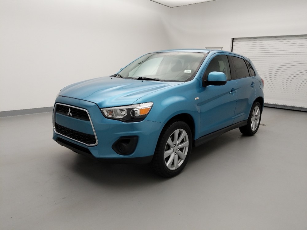 2014 Mitsubishi Outlander - Driver Front Bumper