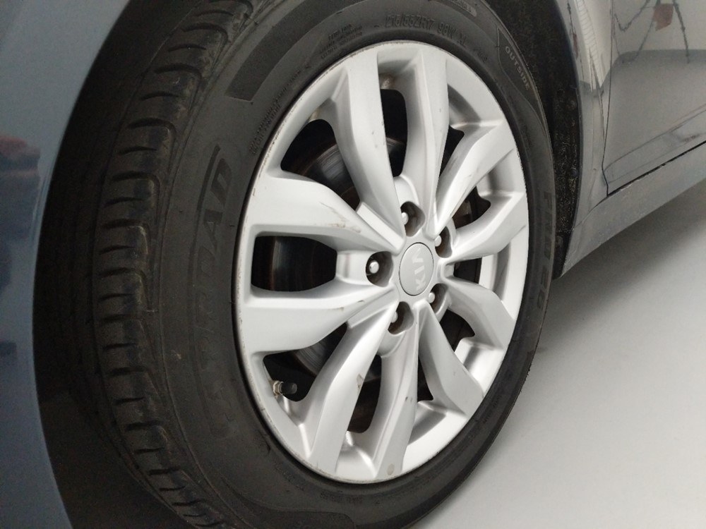 2015 Kia Optima - Wheel