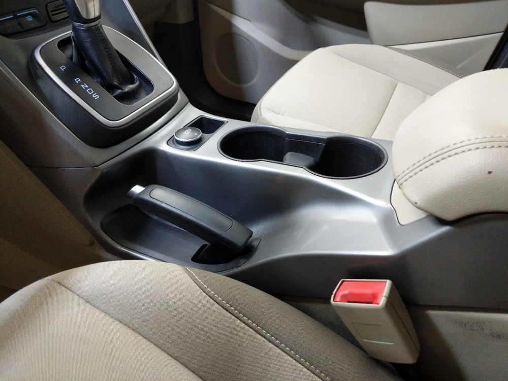 2013 Ford Escape - Center Console/Cup Holders