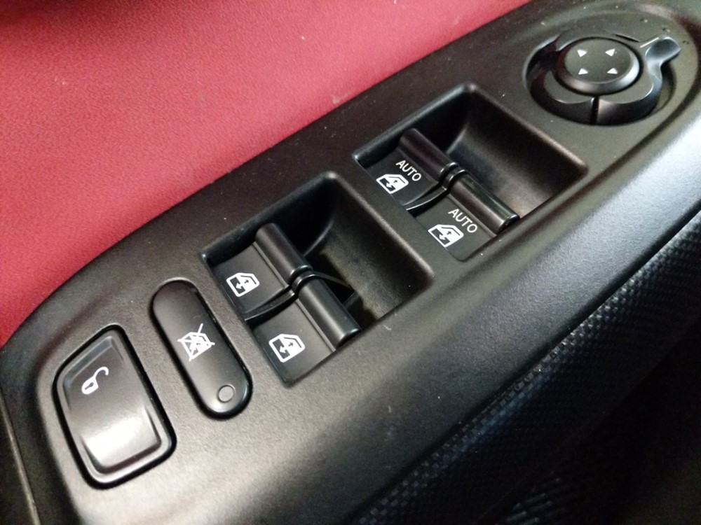 2016 FIAT 500X - Driver Power Windows/Lock Control