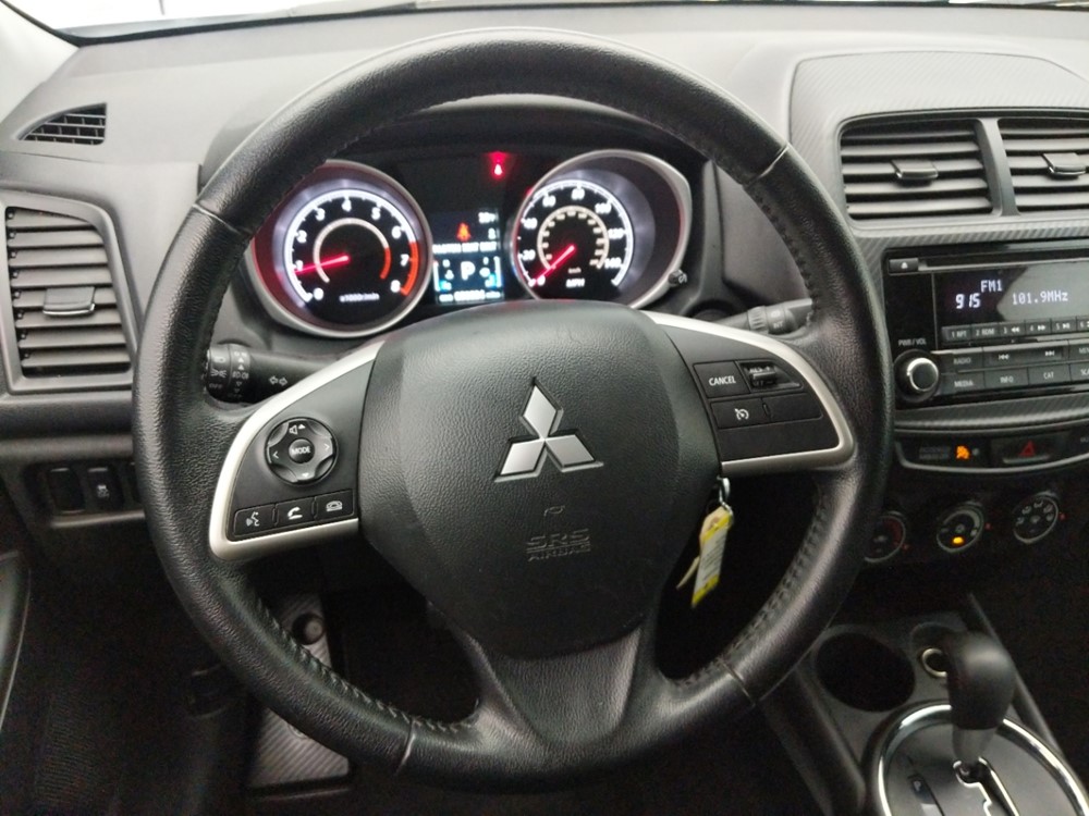 2015 Mitsubishi Outlander - Driver Dash
