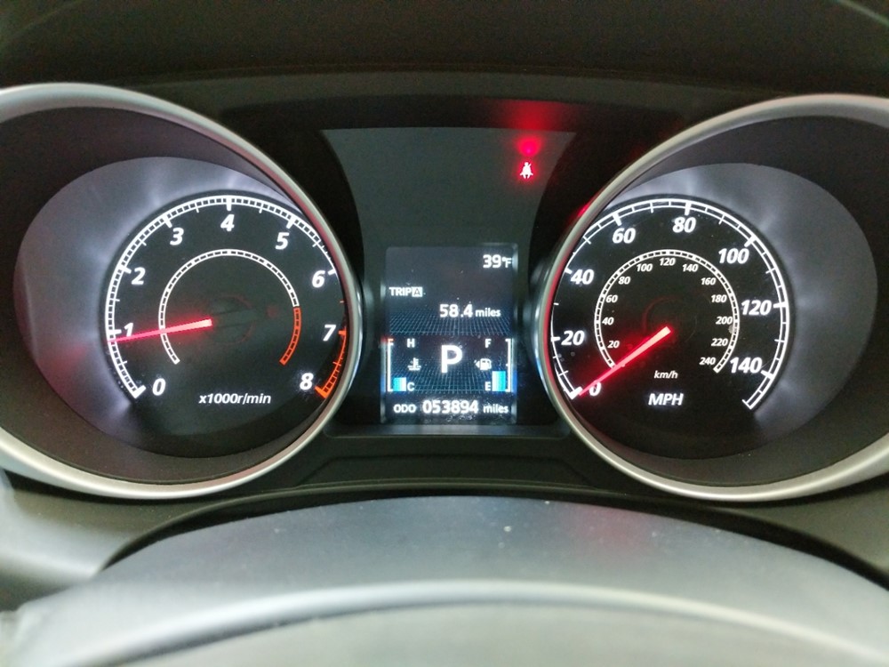 2015 Mitsubishi Outlander - Odometer Close Up