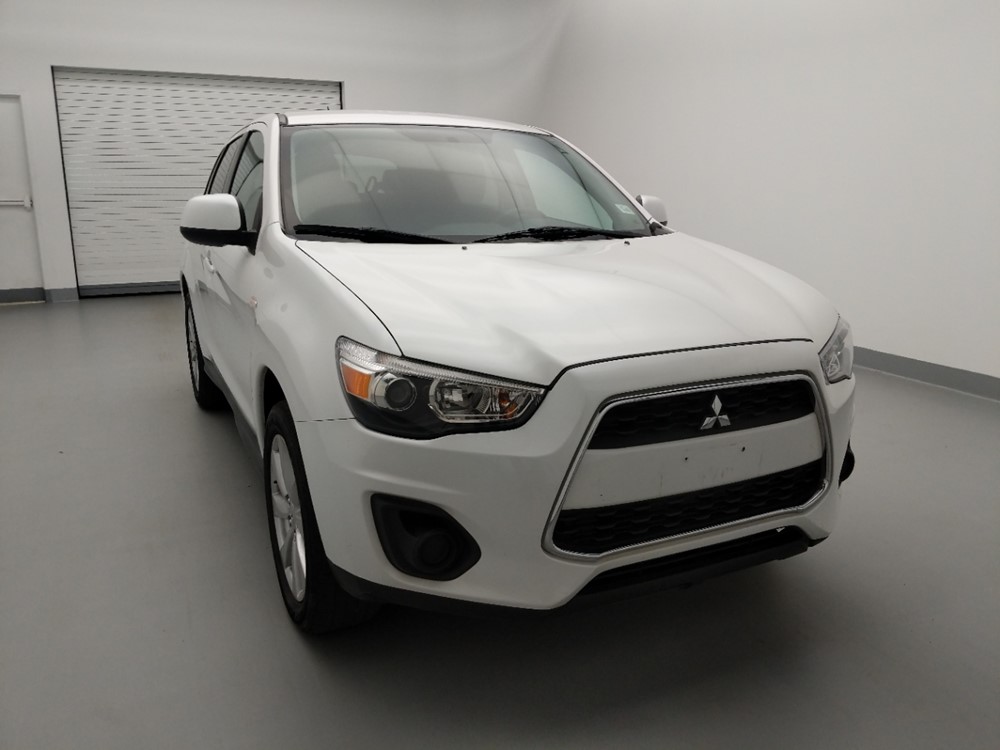 2015 Mitsubishi Outlander - Passenger Front Hood