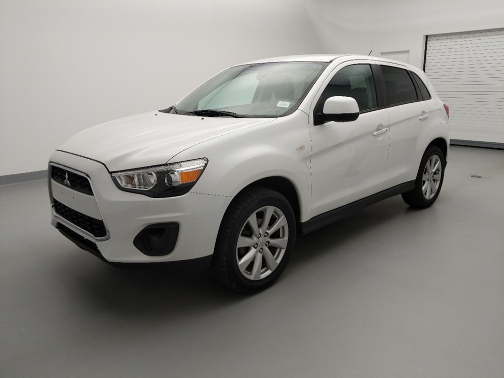 2015 Mitsubishi Outlander - Driver Front Bumper