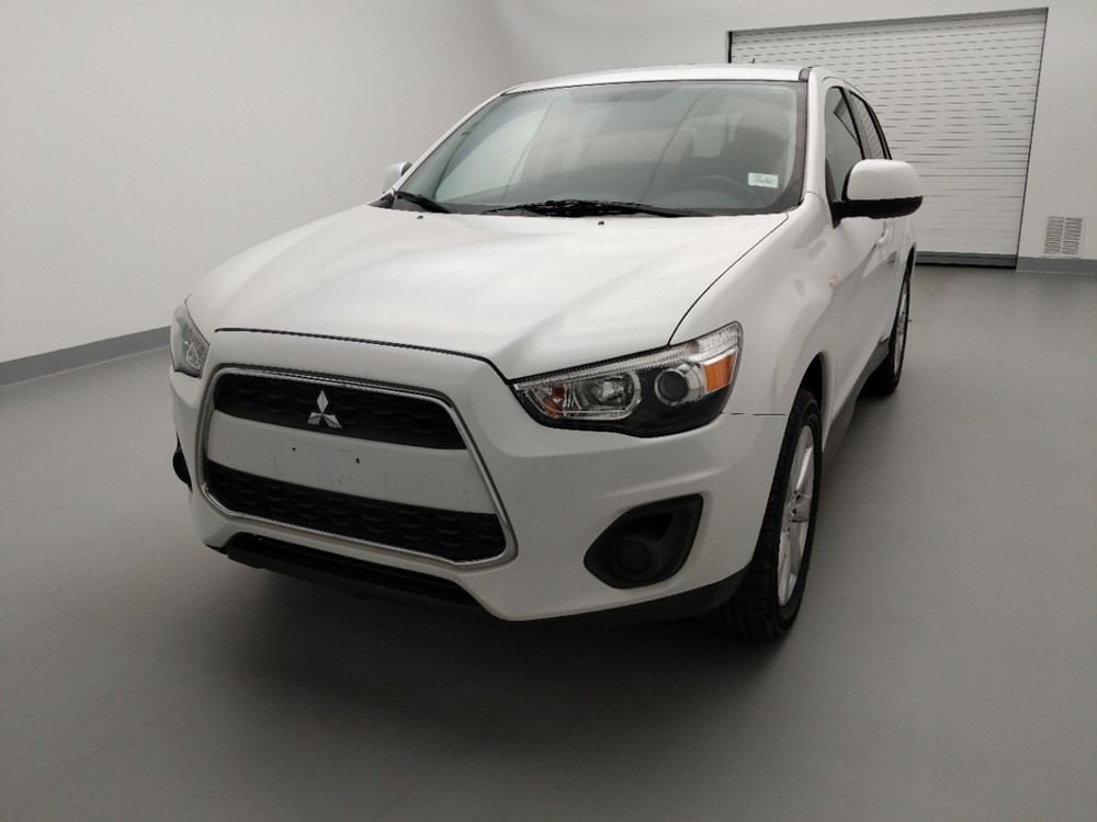 2015 Mitsubishi Outlander - Driver Front Hood