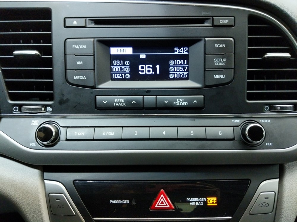 2017 Hyundai Elantra - Stereo Package