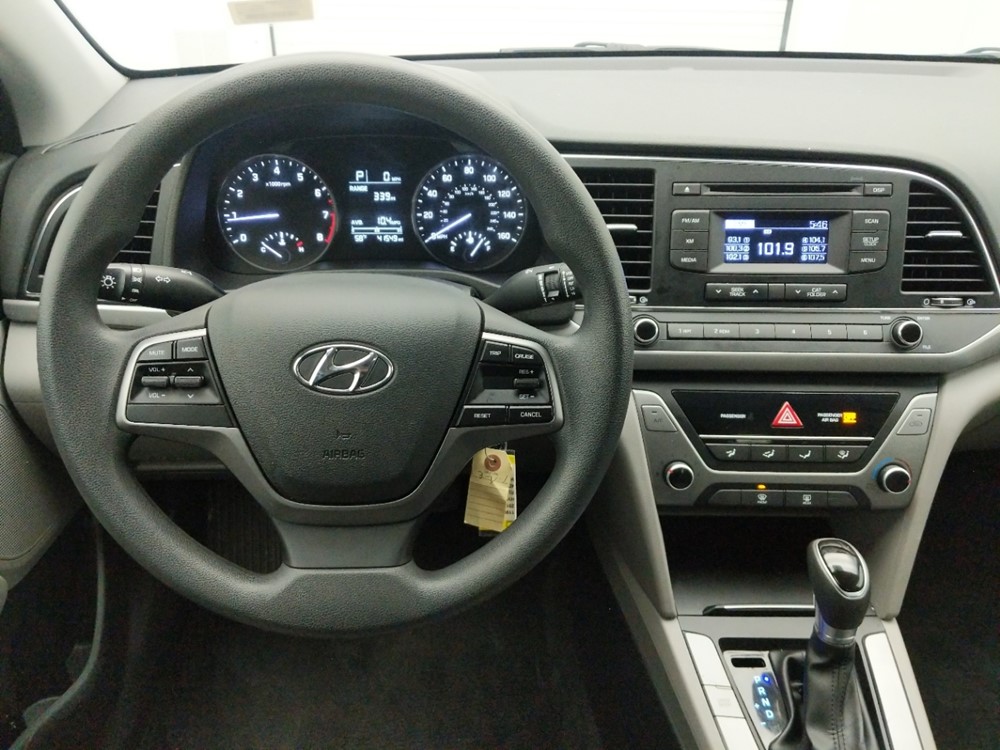 2017 Hyundai Elantra - Driver Dash