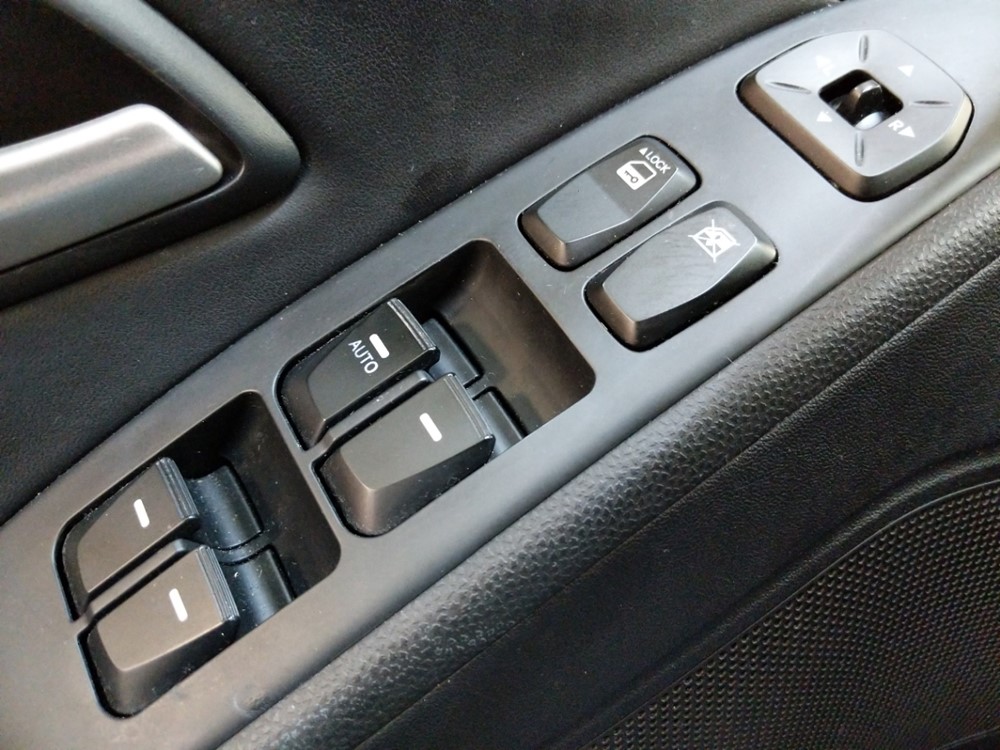 2012 Hyundai Tucson - Driver Power Windows/Lock Control