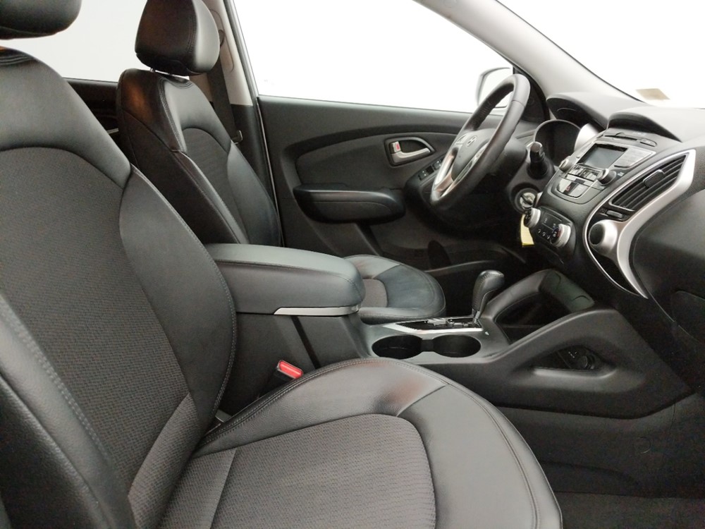 2012 Hyundai Tucson - Passenger Front Seat