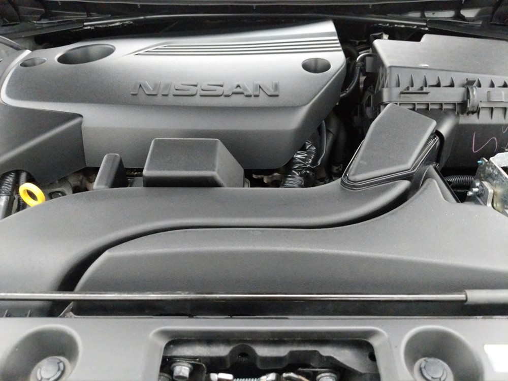 2017 Nissan Altima - Engine