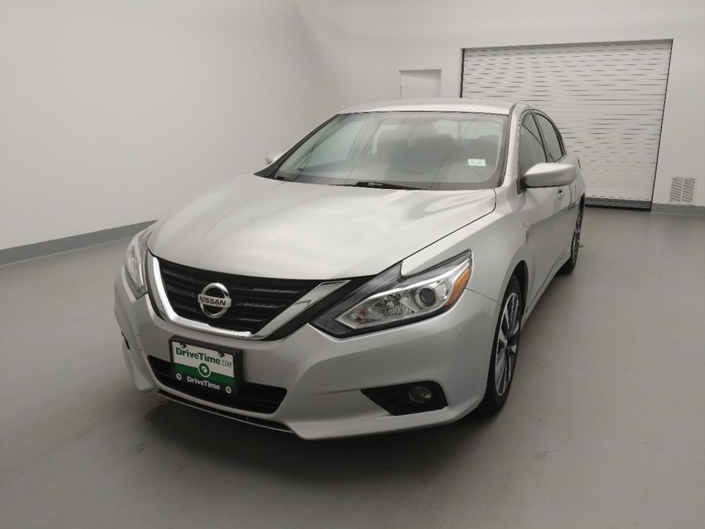 2017 Nissan Altima - Driver Front Hood