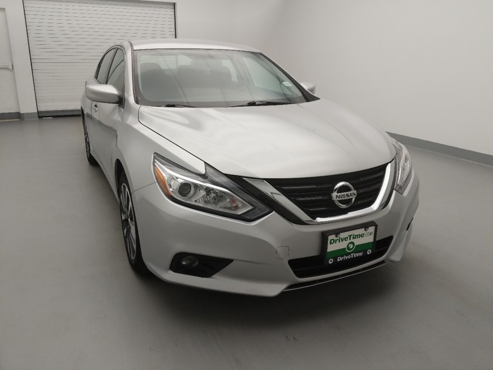 2017 Nissan Altima - Passenger Front Hood