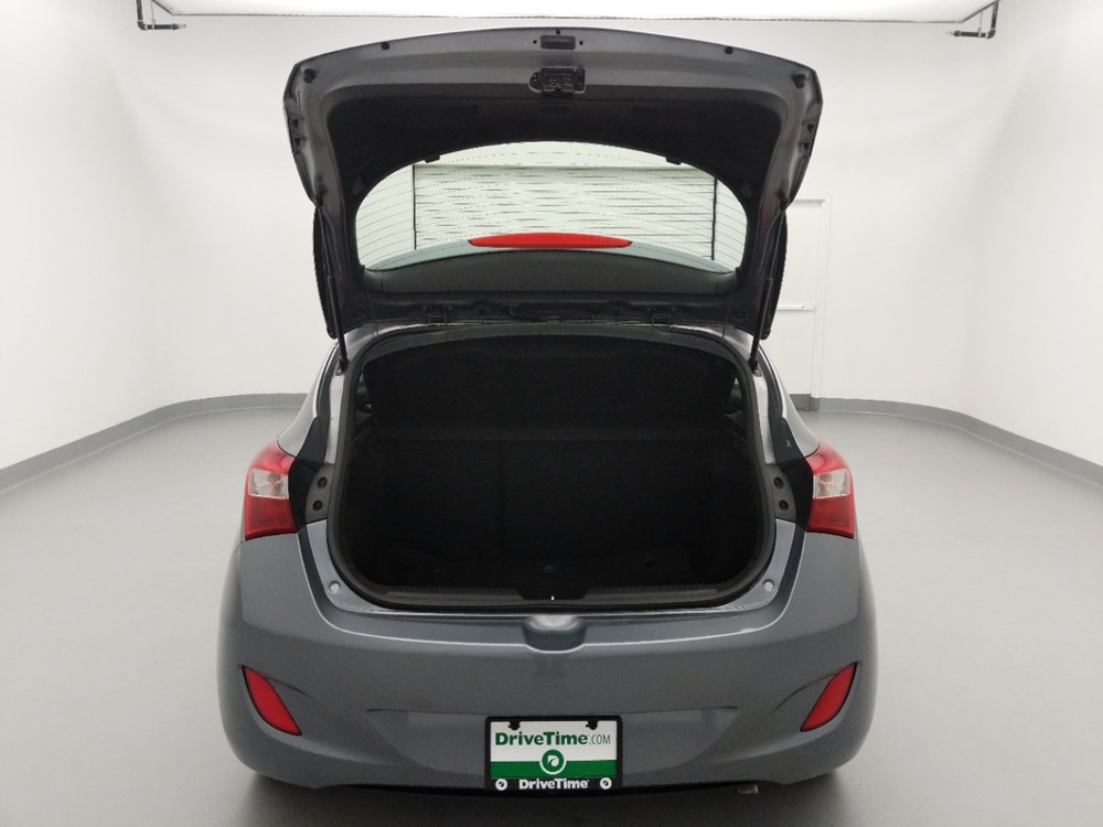 2017 Hyundai Elantra - Trunk