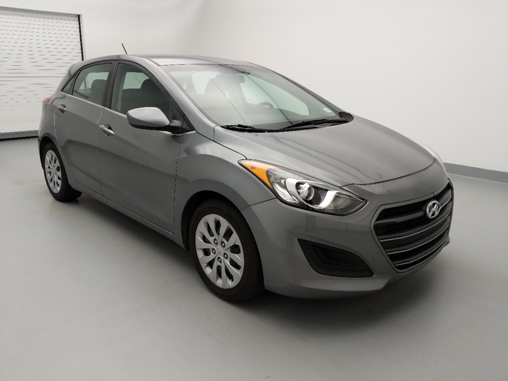 2017 Hyundai Elantra - Passenger Front Bumper