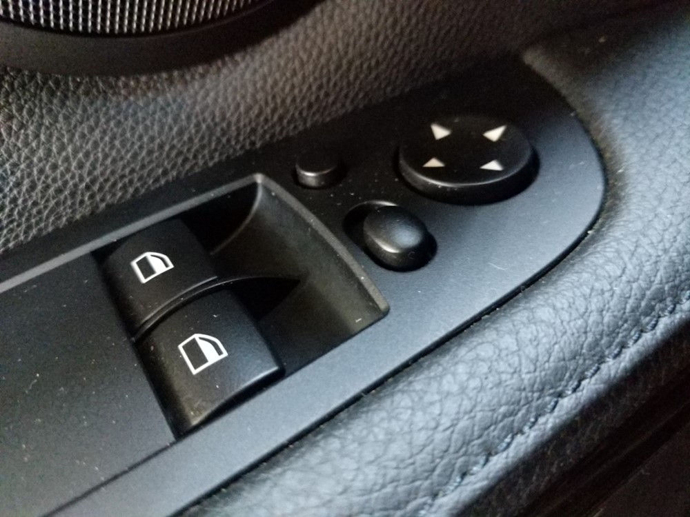 2011 BMW 328i - Driver Power Windows/Lock Control