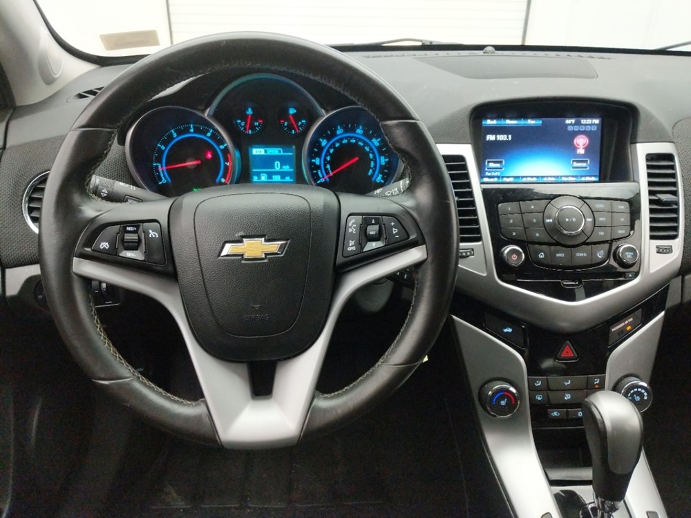 2015 Chevrolet Cruze - Driver Dash