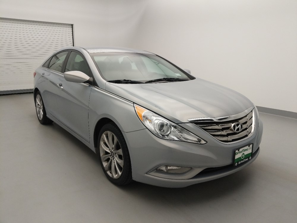 2013 Hyundai Sonata - Passenger Front Bumper