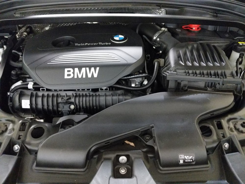 2016 BMW X1 - Engine