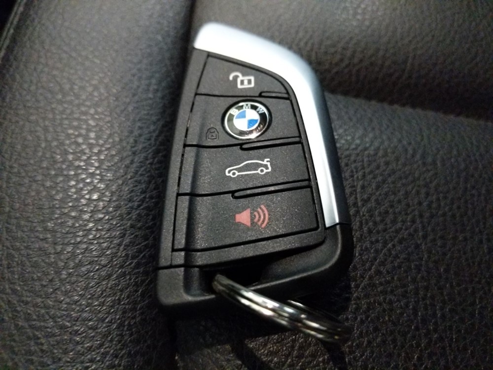 2016 BMW X1 - Keys