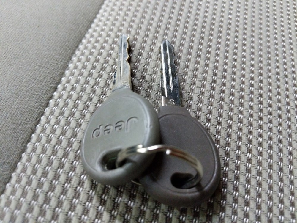 2016 Jeep Patriot - Keys