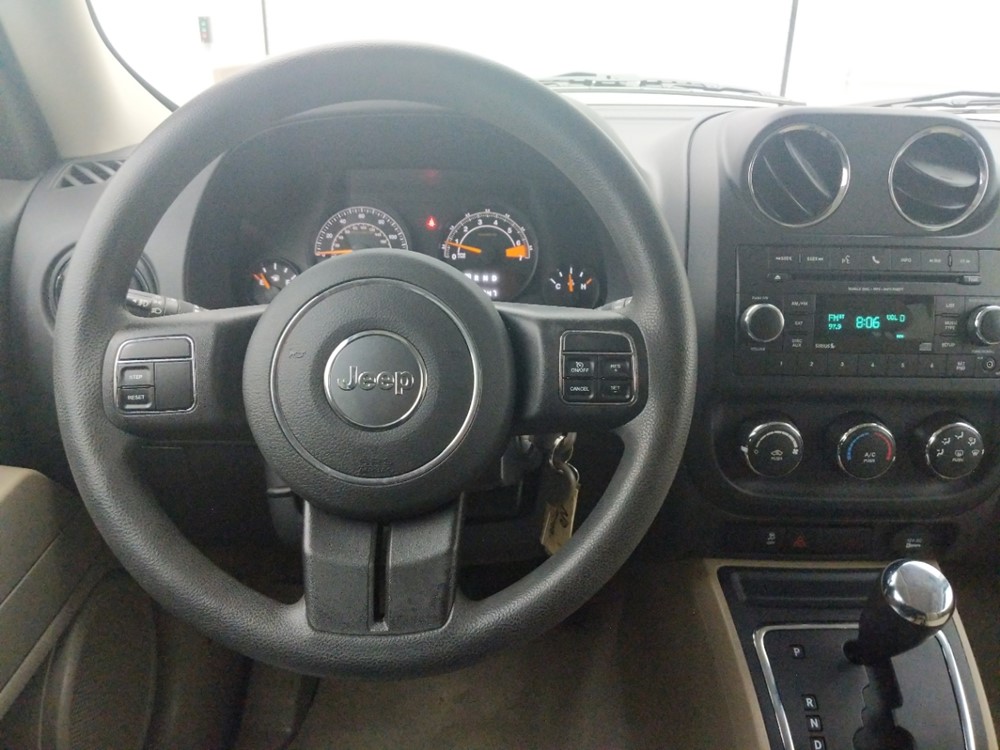 2016 Jeep Patriot - Driver Dash