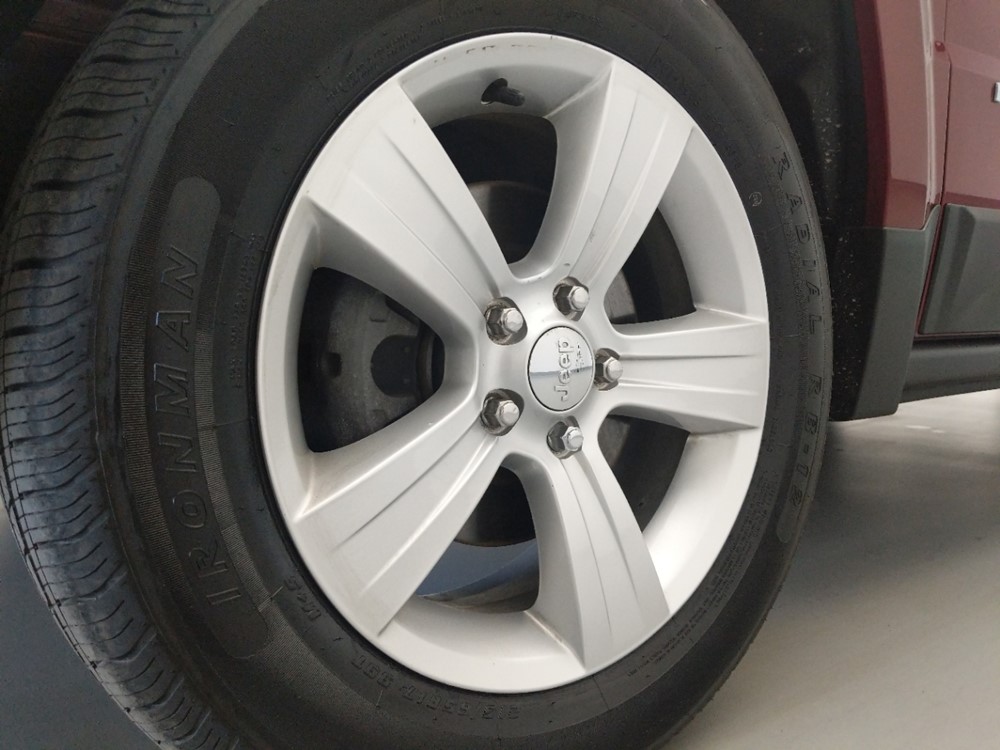 2016 Jeep Patriot - Wheel