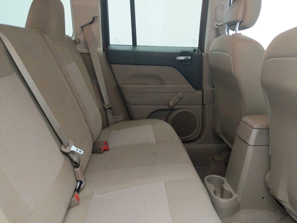 2016 Jeep Patriot - Passenger Rear Seat