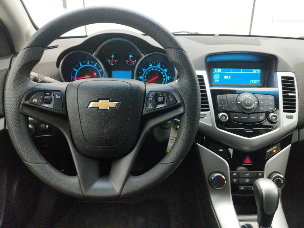 2016 Chevrolet Cruze - Driver Dash