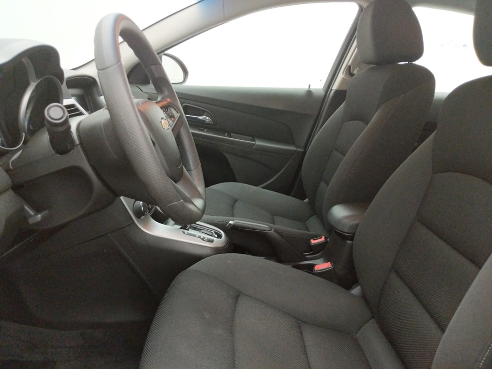 2016 Chevrolet Cruze - Driver Front Seat