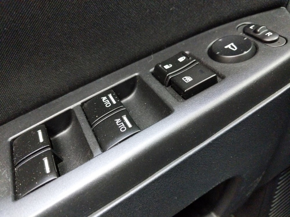 2009 Honda Pilot - Driver Power Windows/Lock Control