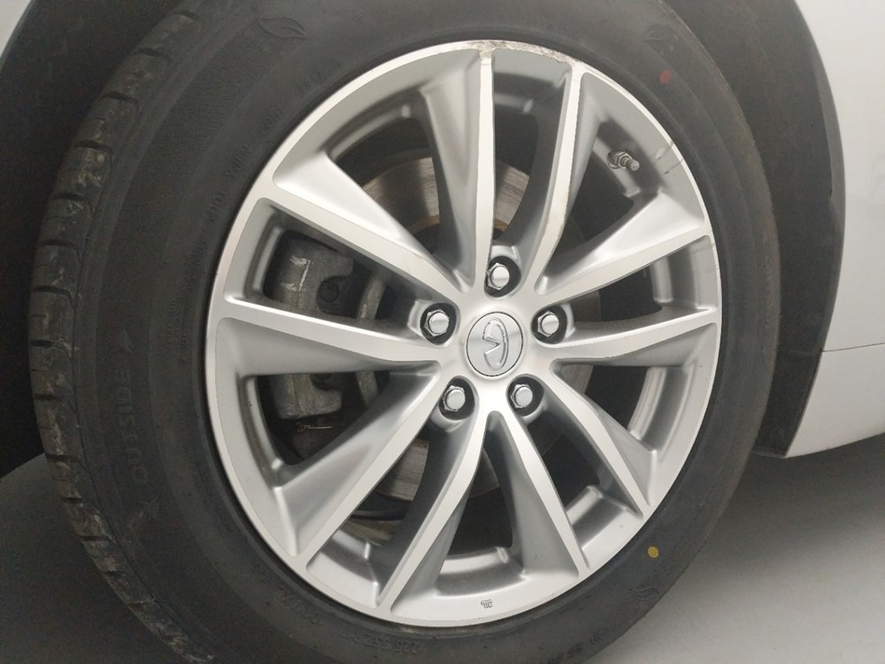 2017 INFINITI Q50 - Wheel