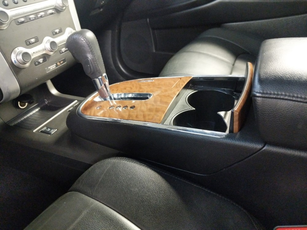 2012 Nissan Murano - Center Console/Cup Holders