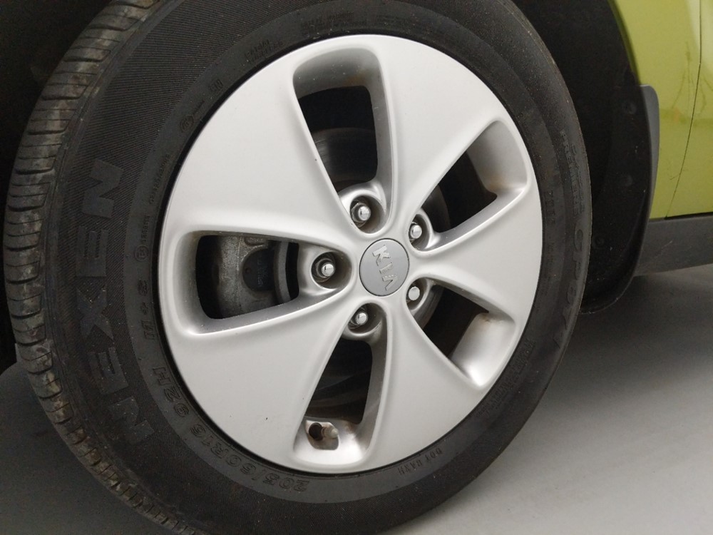 2014 Kia Soul - Wheel