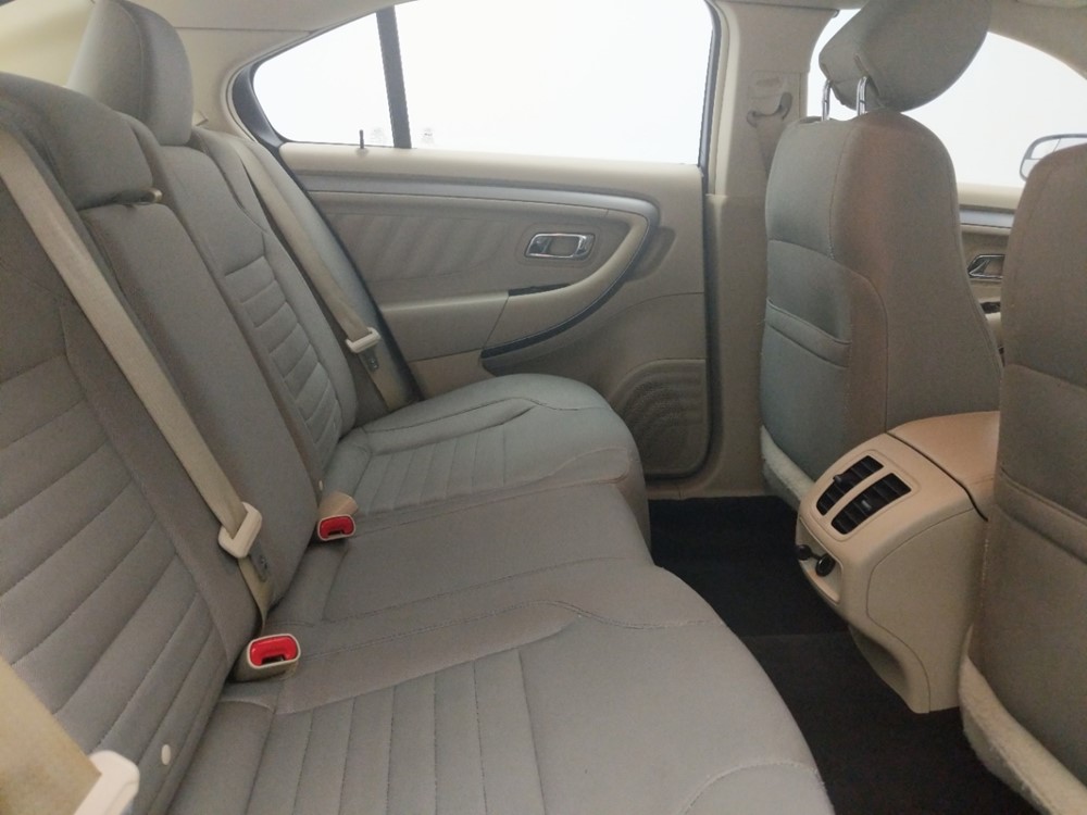 2015 Ford Taurus - Passenger Rear Seat