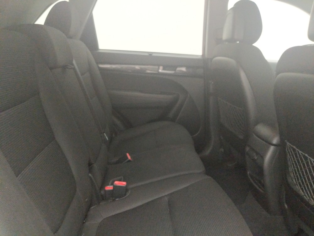 2014 Kia Sorento - Passenger Rear Seat