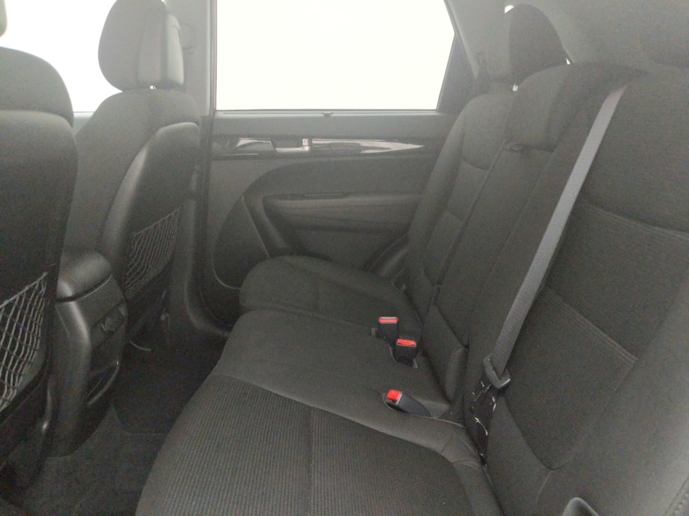 2014 Kia Sorento - Driver Rear Seat